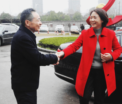 市委常委、統(tǒng)戰(zhàn)部長廖奇志一行人走訪仙客來生物科技有限公司